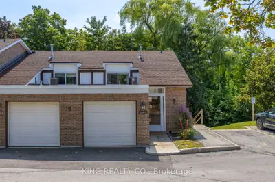 2140 Upper Middle Road 1, Burlington, On L7p 2z8