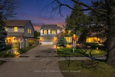 2491 Parmeer Drive, Mississauga, On L5c 2y3