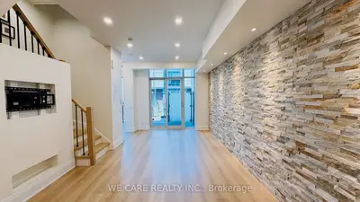 15 Valhalla Inn Road 15, Toronto, On M9b 0b3