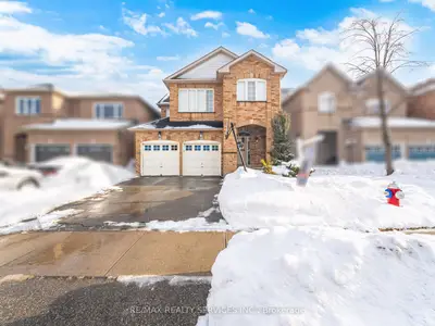 33 Sewells Lane, Brampton, On L7a 2z9