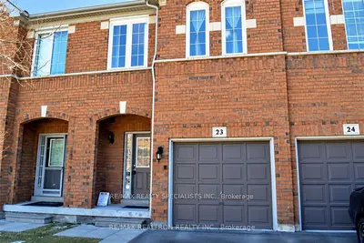 5530 Glen Erin Drive 23, Mississauga, On L5m 6e8