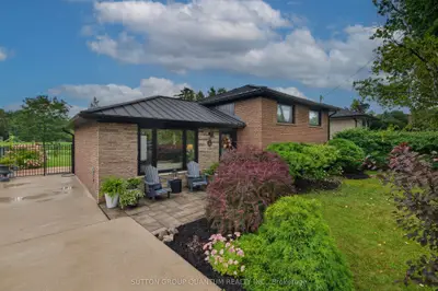 2103 Seabrook Drive, Oakville, On L6l 2t8