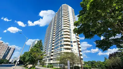 400 Webb Drive 2010, Mississauga, On L5b 3z7