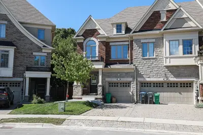 1557 Eglinton Avenue W Upper, Mississauga, On L5m 7c1