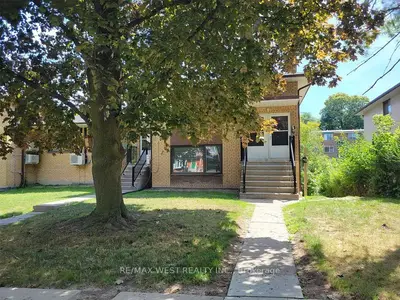 15 Cannon Road 15 C, Toronto, On M8y 1r8