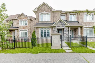 66 Hatton Court, Brampton, On L6y 0h7