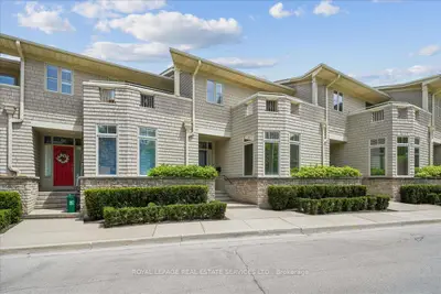 89 Forsythe Street, Oakville, On L6k 3r7