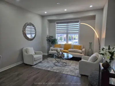 975 Whitlock Avenue 25, Milton, On L9e 1s9