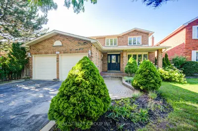 1348 Windrush Drive, Oakville, On L6m 1w7