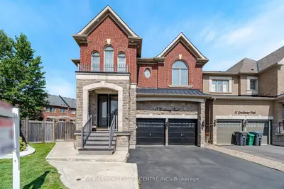 13 Goodsway Trail, Brampton, On L7a 4a4