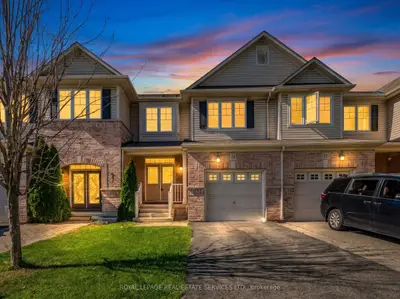 2019 TRAWDEN Way 24, Oakville, ON L6M 0M3
