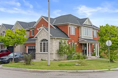 1 Slipneedle Street, Brampton, On L6s 6l4