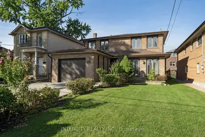 72 Chiswick Avenue, Toronto, On M6m 4v3
