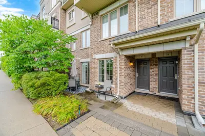 2441 Greenwich Drive 37, Oakville, On L6m 0s3