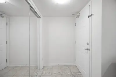 2441 Greenwich Drive 37, Oakville, On L6m 0s3