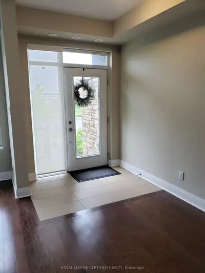160 Little Creek Road 3, Mississauga, On L5r 0e9