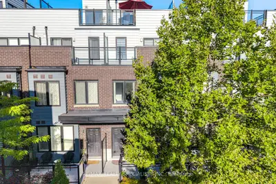 2232 Bromsgrove Road 7, Mississauga, On L5j 0b3