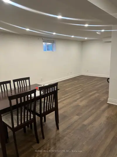 354 Ojibway Trail Basement, Mississauga, On L4z 3a2