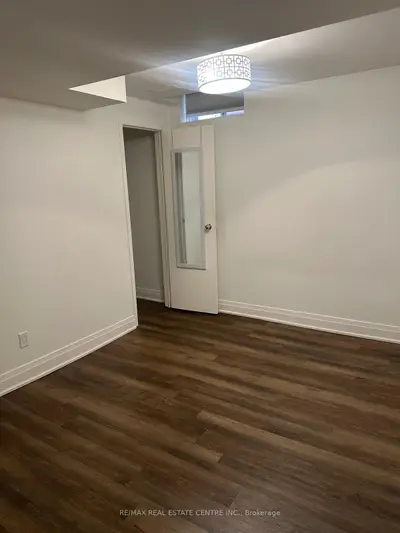 354 Ojibway Trail Basement, Mississauga, On L4z 3a2