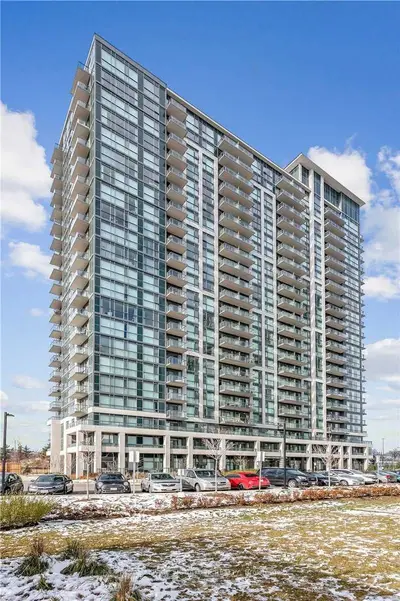 349 Rathburn Road 1509, Mississauga, On L5b 0c8