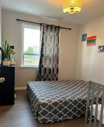 32 Norton Crescent, Halton Hills, On L7g 1n2