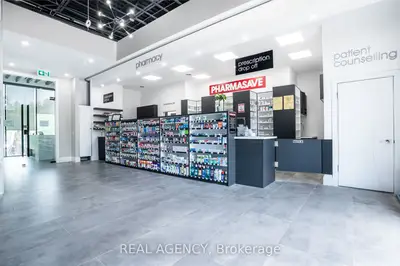 1601 Lakeshore Road W, Mississauga, On L5j 1j4