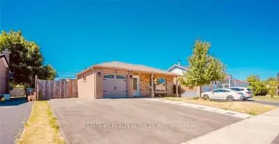 80 Addington Crescent, Brampton, On L6t 2r3
