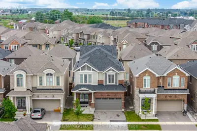 526 Kennedy Circle W, Milton, On L9e 1p9