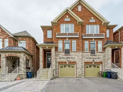 151 Bob Yuill Drive Lower, Toronto W05, ON M9M 0B1