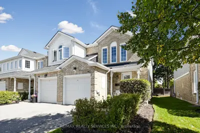 74 Heathcliffe Square, Brampton, On L6s 5r4