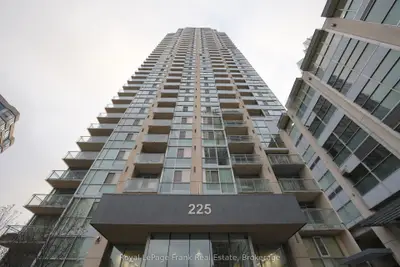 225 Webb Drive 3410, Mississauga, On L5b 4p2