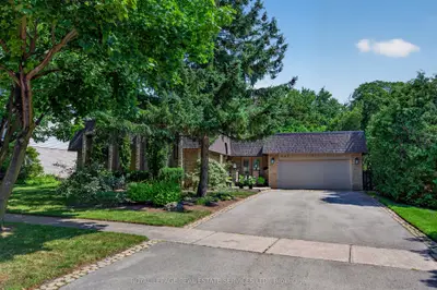247 Spring Garden Road, Oakville, On L6l 5h5