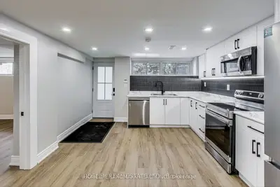 89 Chiswick Avenue Lower, Toronto, On M6m 4v2