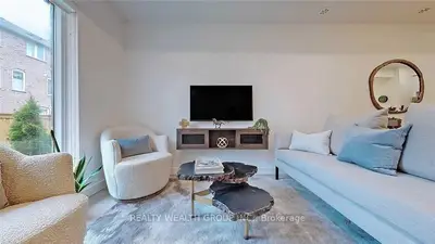 200 Malta Avenue 109, Brampton, On L6y 6h8