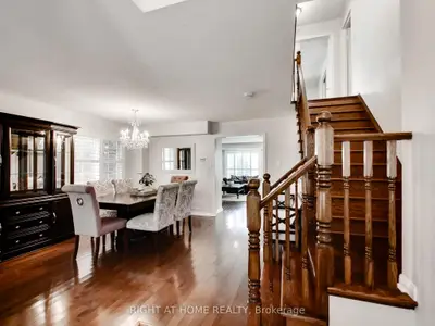 2527 Nettlecreek Crescent, Oakville, On L6m 4c1