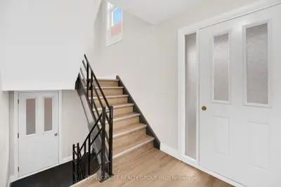 55 Thirty Eighth Street, Toronto, On M8w 3m2