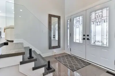 1481 Chasehurst Drive, Mississauga, On L5j 3a8