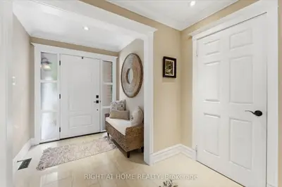 1594 Heritage Way, Oakville, On L6m 2z5