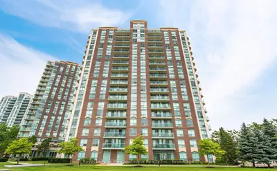 4879 Kimbermount Avenue 301, Mississauga, On L5m 7r8