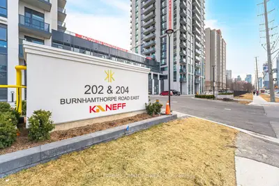 204 Burnhamthorpe Road E 1309, Mississauga, On L5a 0b3