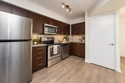 1420 Dupont Street 517, Toronto, On M6h 2b1