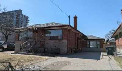 4 Nordin Avenue, Toronto, On M8z 2b1