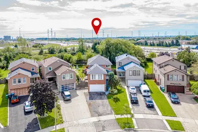 22 Merganser Crescent, Brampton, On L6w 4e8