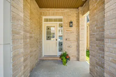 558 Bartleman Terrace, Milton, On L9t 6z4