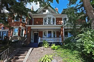 60 Parkdale Road, Toronto, On M6r 1e2