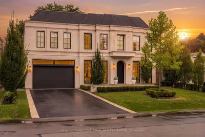 18 Blair Athol Crescent, Toronto, On M9a 1x5
