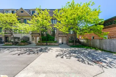 62 Cormier Heights, Toronto, On M8z 0b5