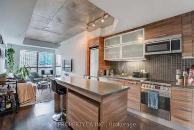 1205 Queen Street W 407, Toronto, On M6k 0b9