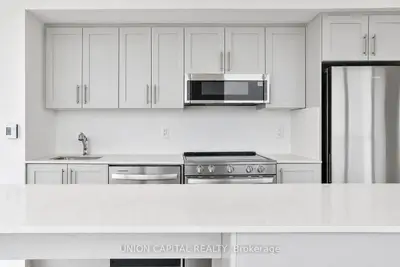 1063 Douglas Mccurdy Common 1104, Mississauga, On L5g 0c5