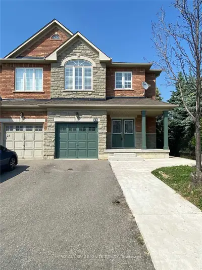 23 Royal Vista Road, Brampton, On L6y 0k8